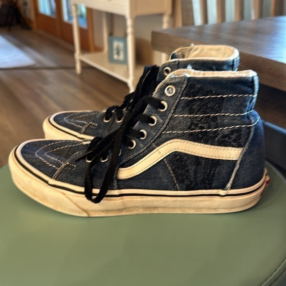 Vans denim blue high tops men’s 7.5/ woman size 9.0 - Picture 2 of 9